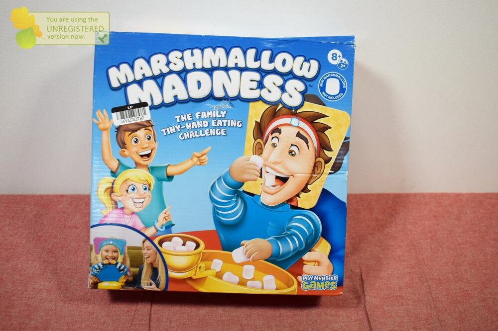 PlayMonster Marshmallow Madness Board Game